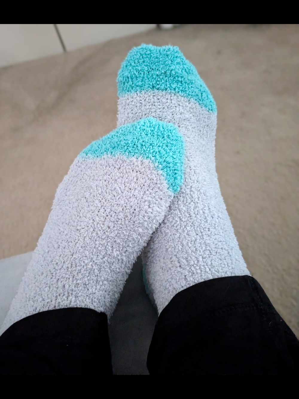 Cozy Fuzzy Crew Socks - Light Gray with Aqua Accents